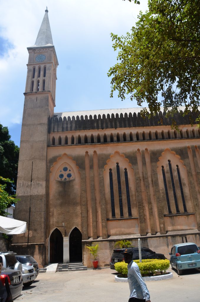 blog voyage
Madame M les voyages
6 choses à faire à Zanzibar
l'église anglicane de Stone Town