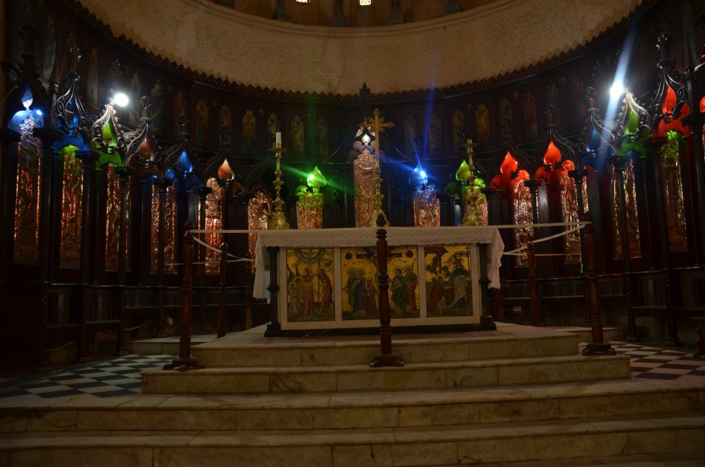 blog voyage
Madame M les voyages
6 choses à faire à Zanzibar
l'autel de l'église 